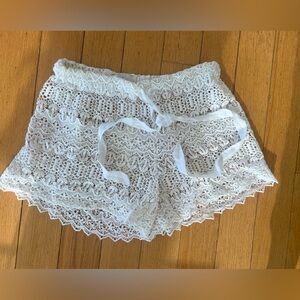 Miguelina White Lace Shorts